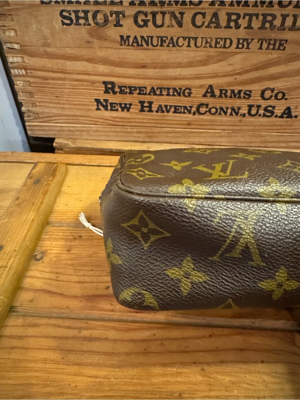 Louis Vuitton Trousse 18, RARE size, clutch, toiletry - Picture 7 of 13